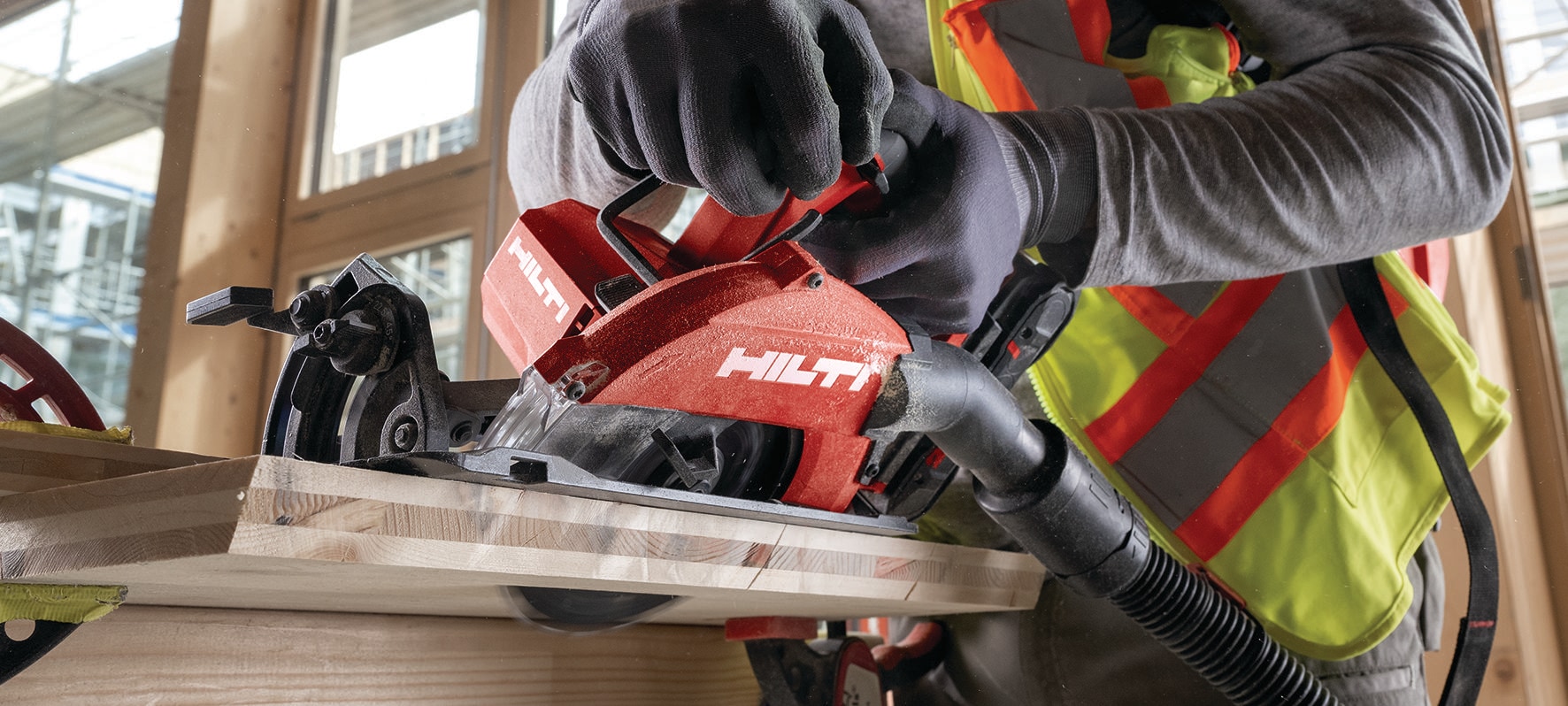 Hilti best sale cordless saw